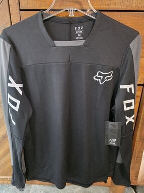 NWT! FOX Defend Pro Long Sleeve Jersey Sz. Medium
